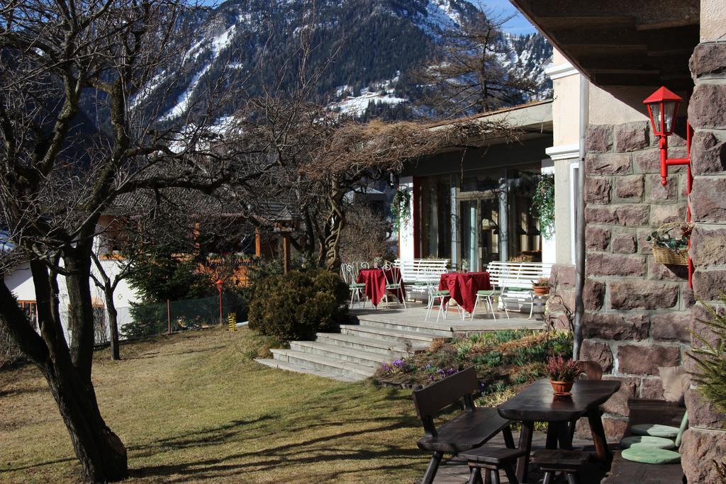 Hotel Villa Emilia Ortisei Exterior photo
