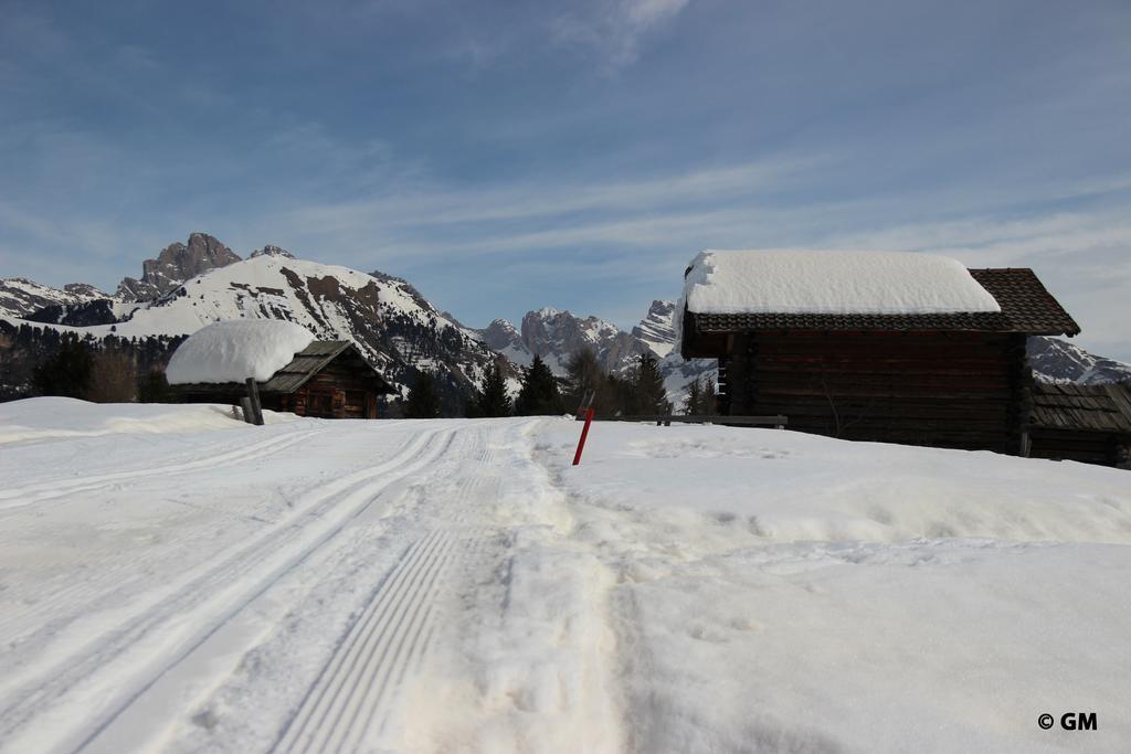 Hotel Villa Emilia Ortisei Exterior photo